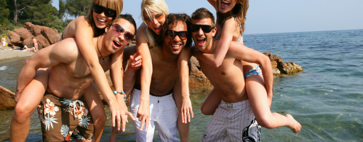 Partyurlaub inkl. Busreise mit Easysummer